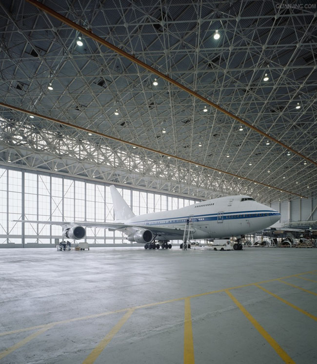 哈密航空工业螺栓球网架工程